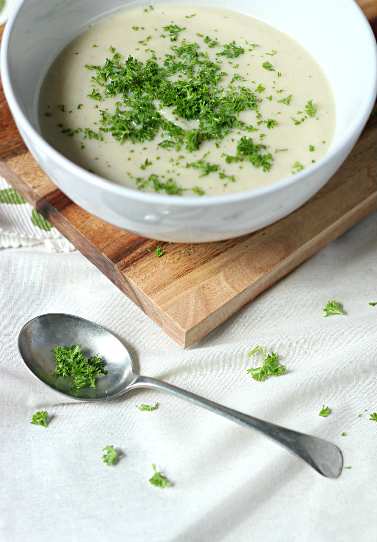 Super simple cauliflower soup by to her core