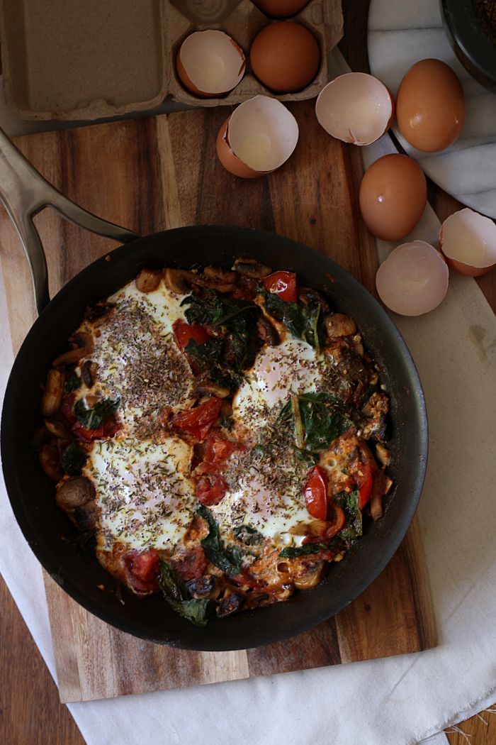 Za'atar baked eggs - to her core