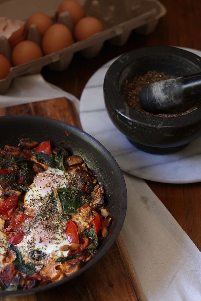 Za'atar baked eggs - to her core