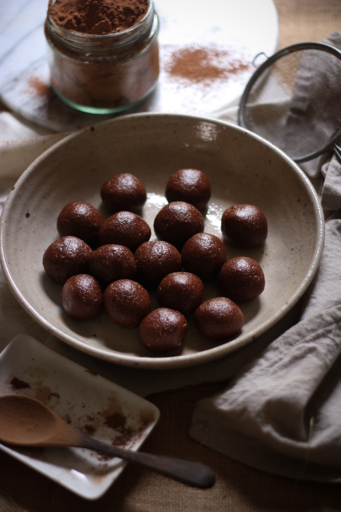 Chocolate hazelnut fudge truffles - to her core