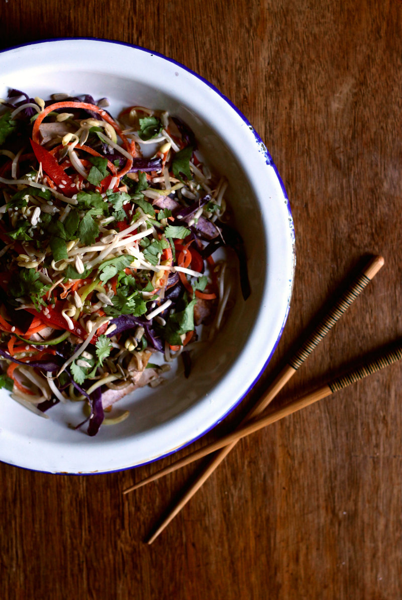 Vegetable noodle pad thai with creamy dressing