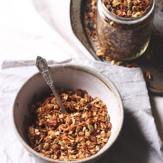 Baked carrot cake granola - to her core